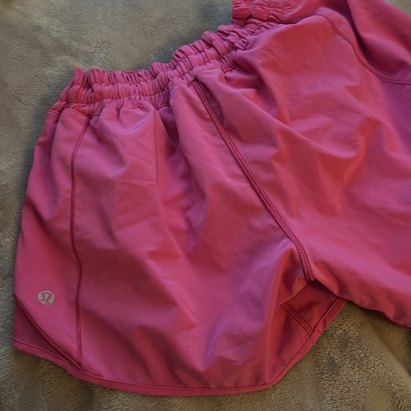 Sonic pink Lululemon HR, 4’, Size 6 - Picture 2 of 5
